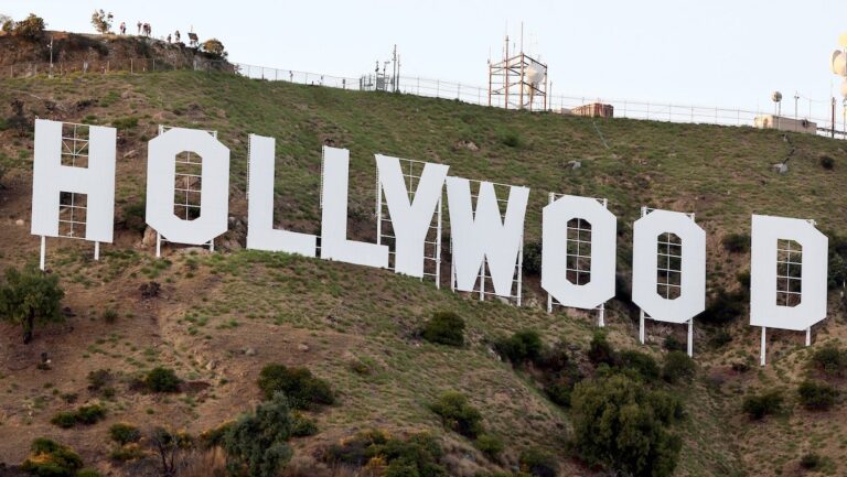 hollywood sign 1