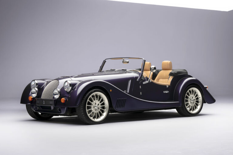 morgan plus six pinnacle front quarter