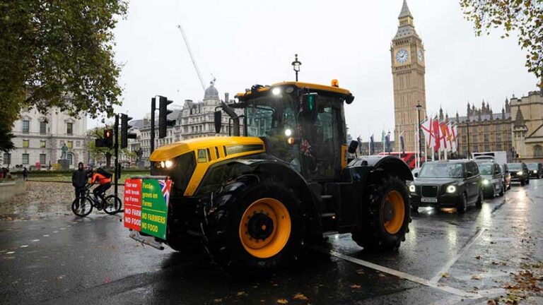 Tractor Westminster