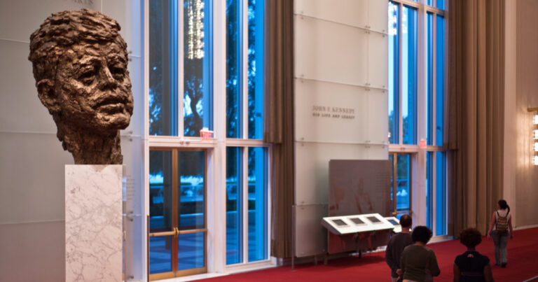 250319 kennedy center hall near millenium stage 2012 ac 650p cfd4fa