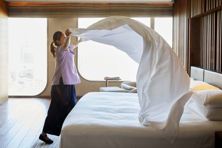 A housekeeper employed by Hyatt